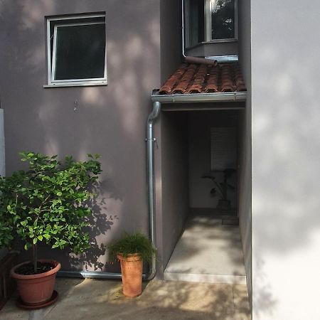 Apartman Tika พูลา ภายนอก รูปภาพ