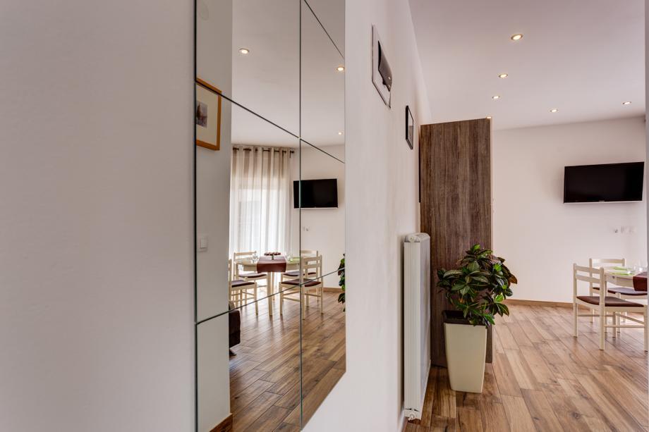 Apartman Tika พูลา ภายนอก รูปภาพ